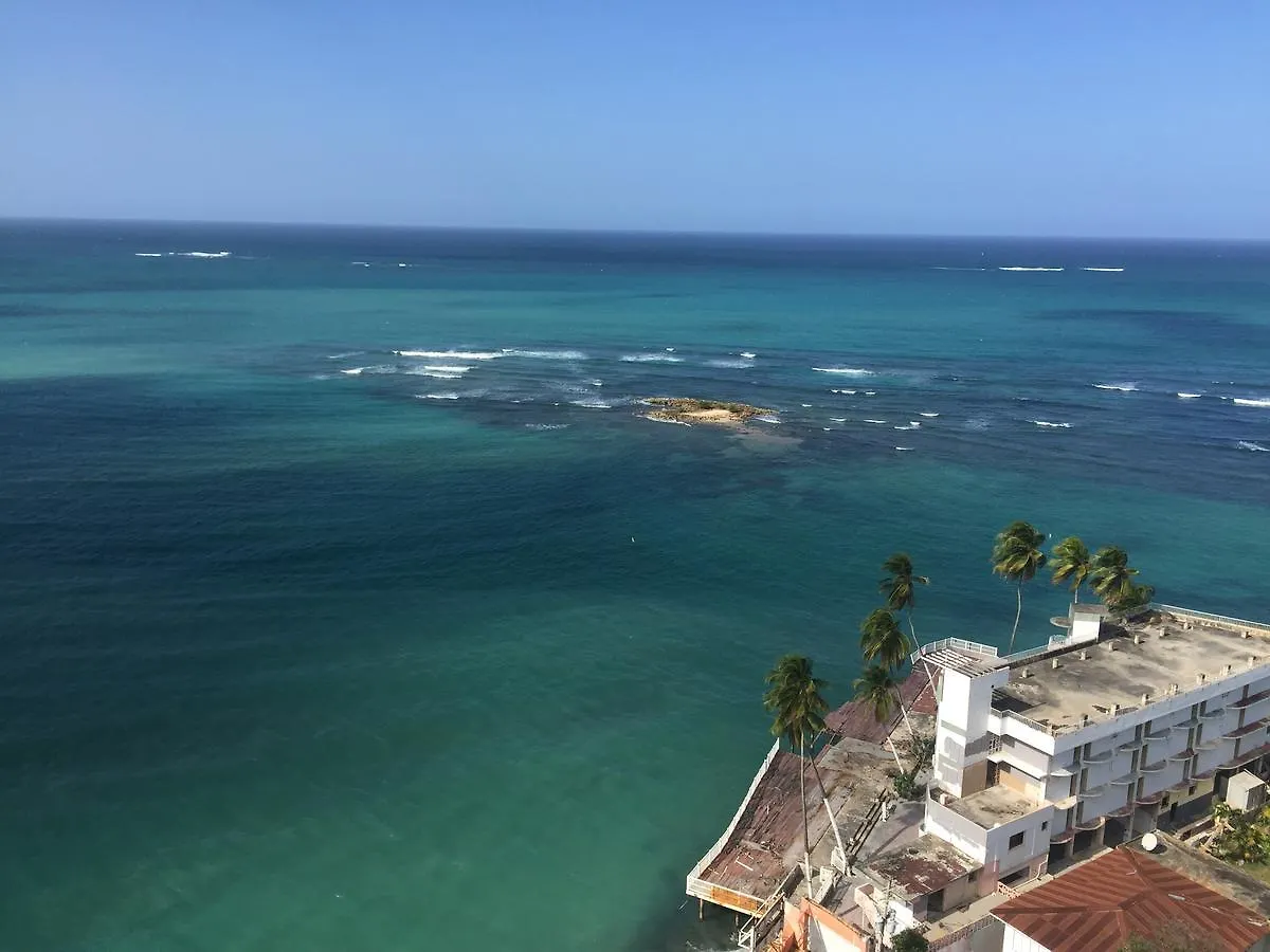Playa Mar Beachfront Apartment At Isla Verde 캐롤라이나 0*,