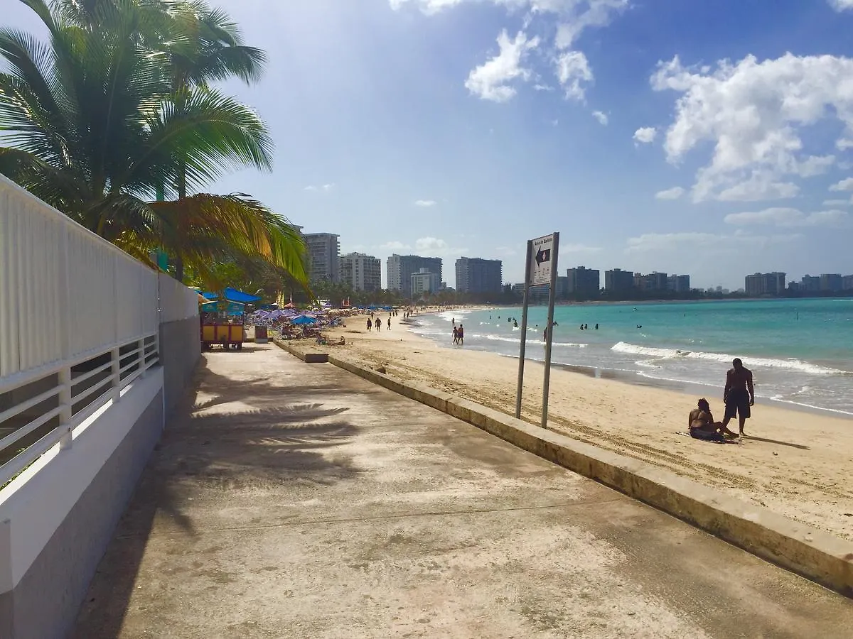 Playa Mar Beachfront Apartment At Isla Verde 캐롤라이나